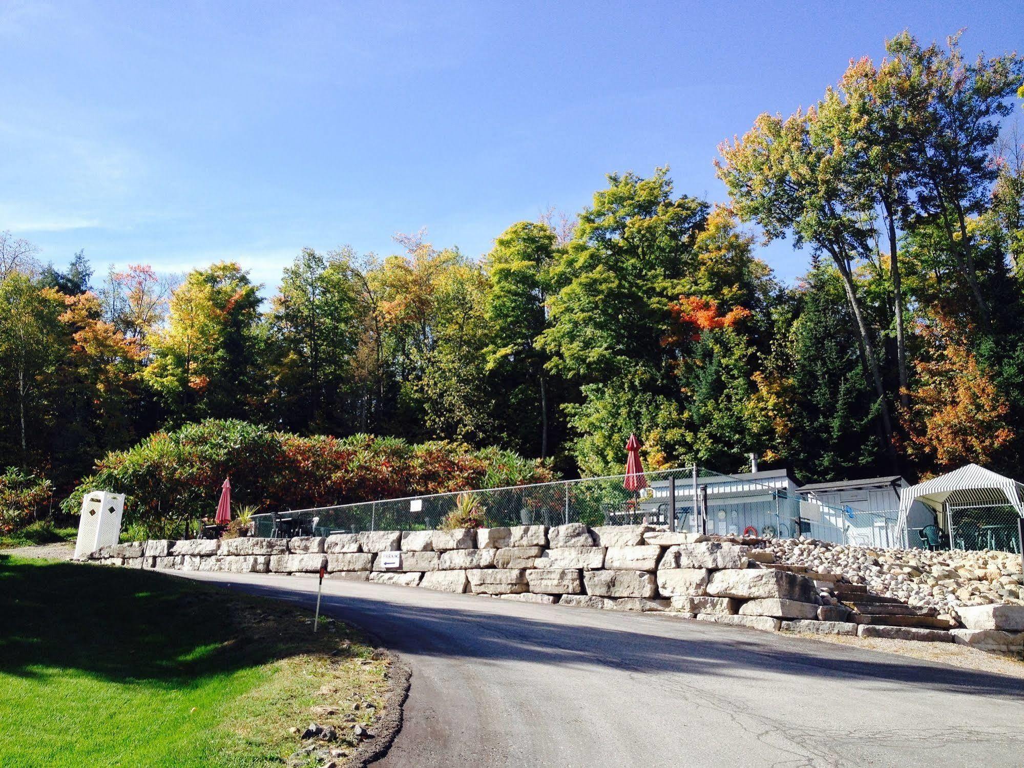 Lakeview Motel Haliburton Buitenkant foto